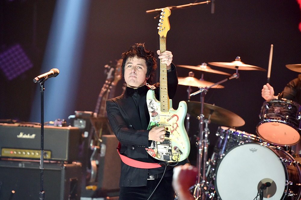 Billie Joe Armstrong Shares 'Manic Monday' Cover Featuring Susanna Hoffs of The Bangles