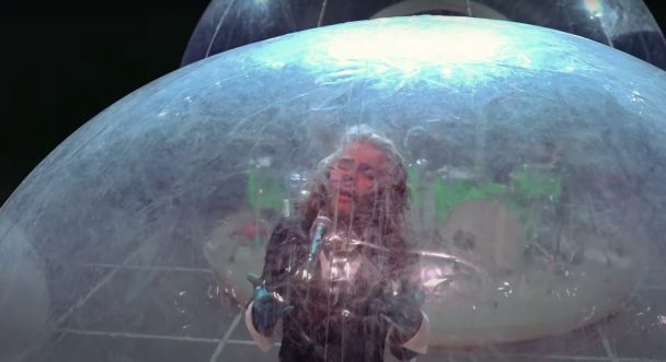 The Flaming Lips – “Dinosaurs On The Mountain”