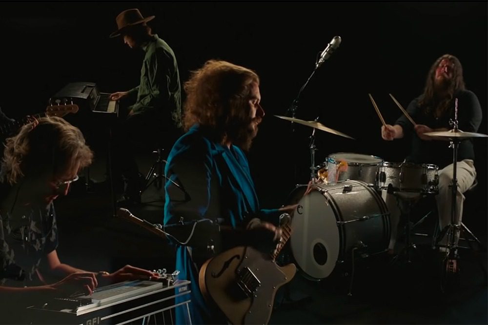 Watch My Morning Jacket Perform 'Spinning My Wheels' on 'Tonight Show'