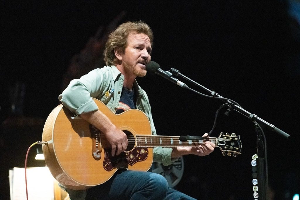 Eddie Vedder on His Late Father, Springsteen's Advice | SPIN