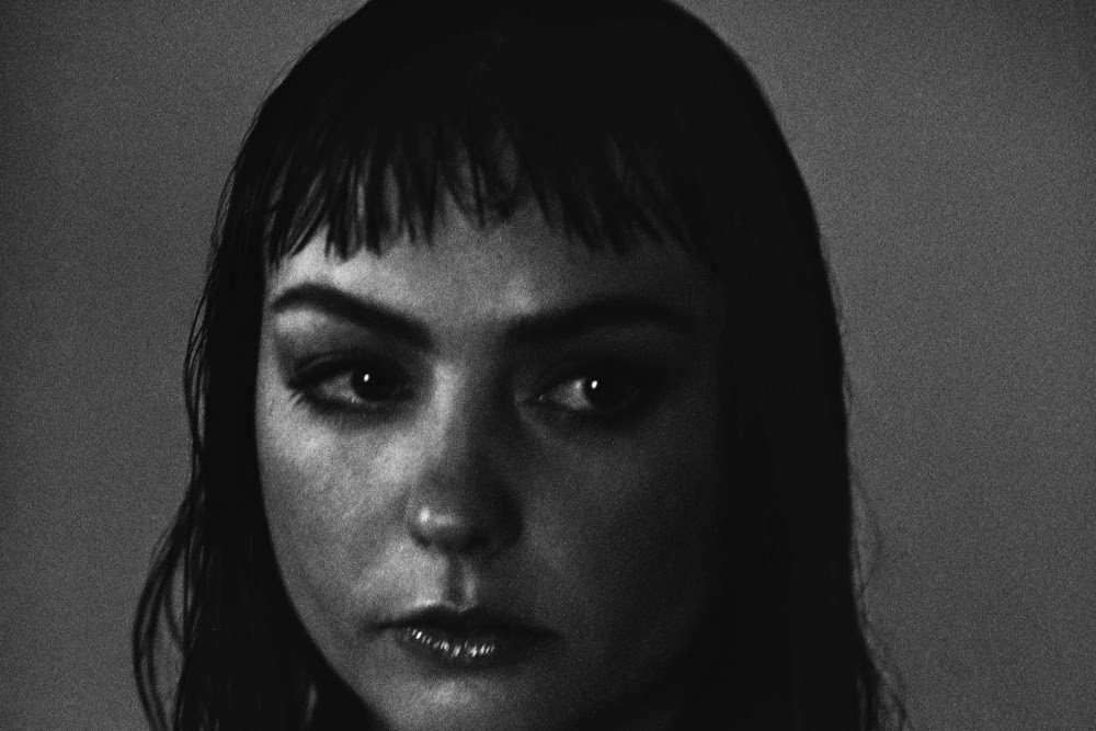 Angel Olsen Preps New LP 'Whole New Mess'