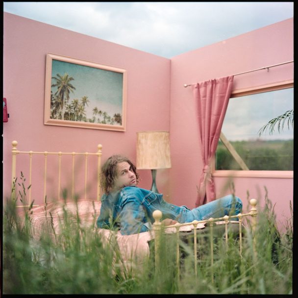 Kevin Morby – "Campfire"