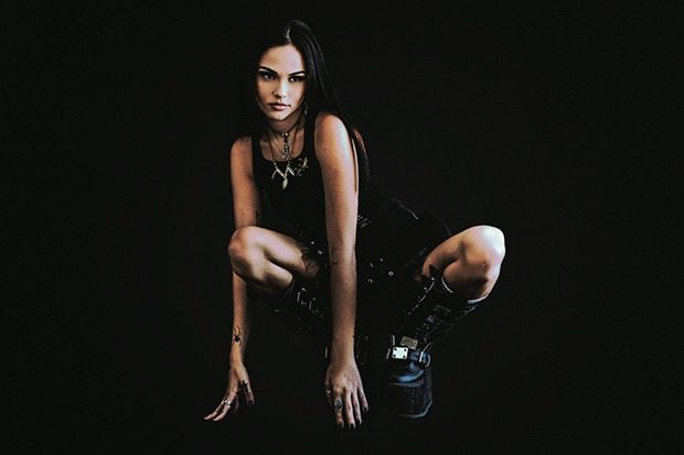 Maggie Lindemann Rocks Out On “Scissorhands”