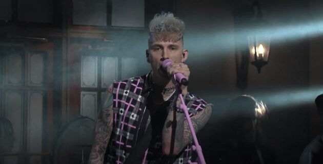 Machine Gun Kelly “My Ex’s Best Friend” + “Lonely” On SNL | Rap Radar