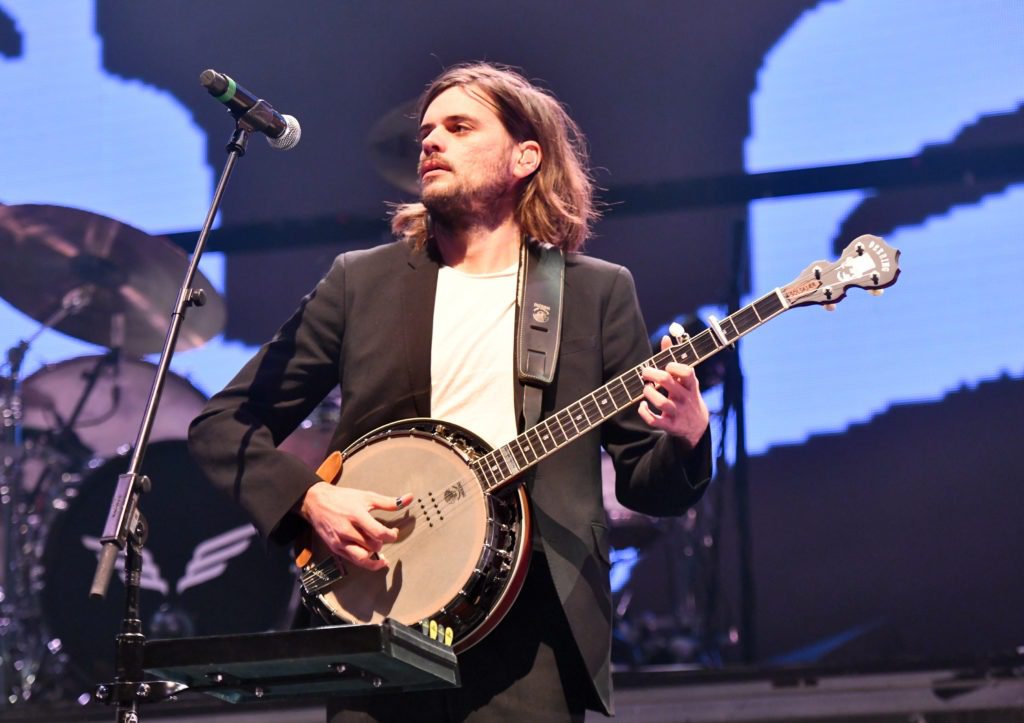 Mumford & Sons Banjo Player to Take Leave of Absence From Band