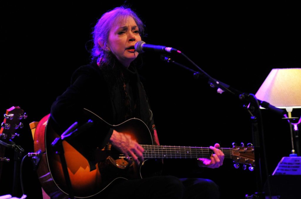 Nanci Griffith, 'Love at the Five and Dime' Singer-Songwriter, Dies at 68 | SPIN