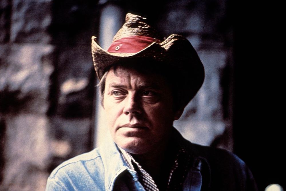 Tom T. Hall, Country Music Hall of Famer Known as 'The Storyteller,' Dead at 85