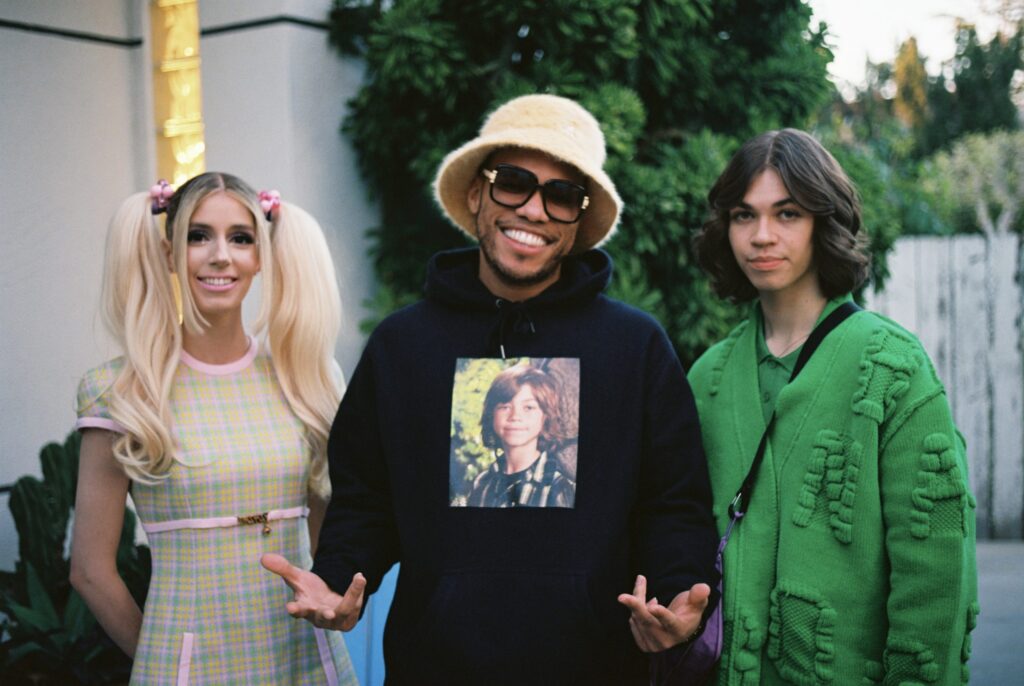 DOMi & JD Beck Sign To Anderson .Paak’s Label, Share “Smile” Video Feat. Mac DeMarco & Thundercat