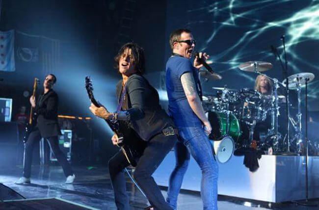 stone-temple-pilots-009-42591-82090.jpg