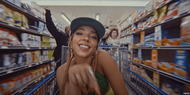 Video: Tinashe “Needs”