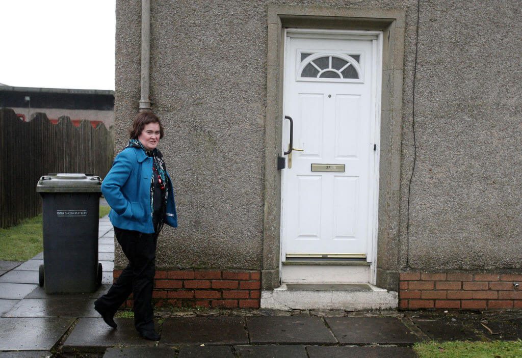 Susan Boyle disturbs intruder