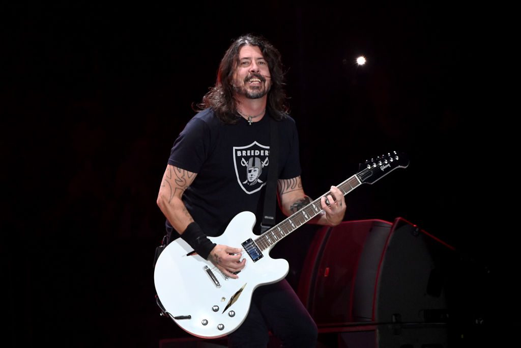 Watch Foo Fighters Play 2007 Deep Cut “Statues” Live For The First Time In Perth