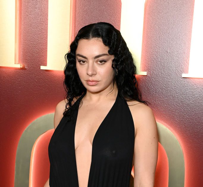 Watch Charli XCX Debut SOPHIE Tribute Song “So I” At Billboard Women In Music