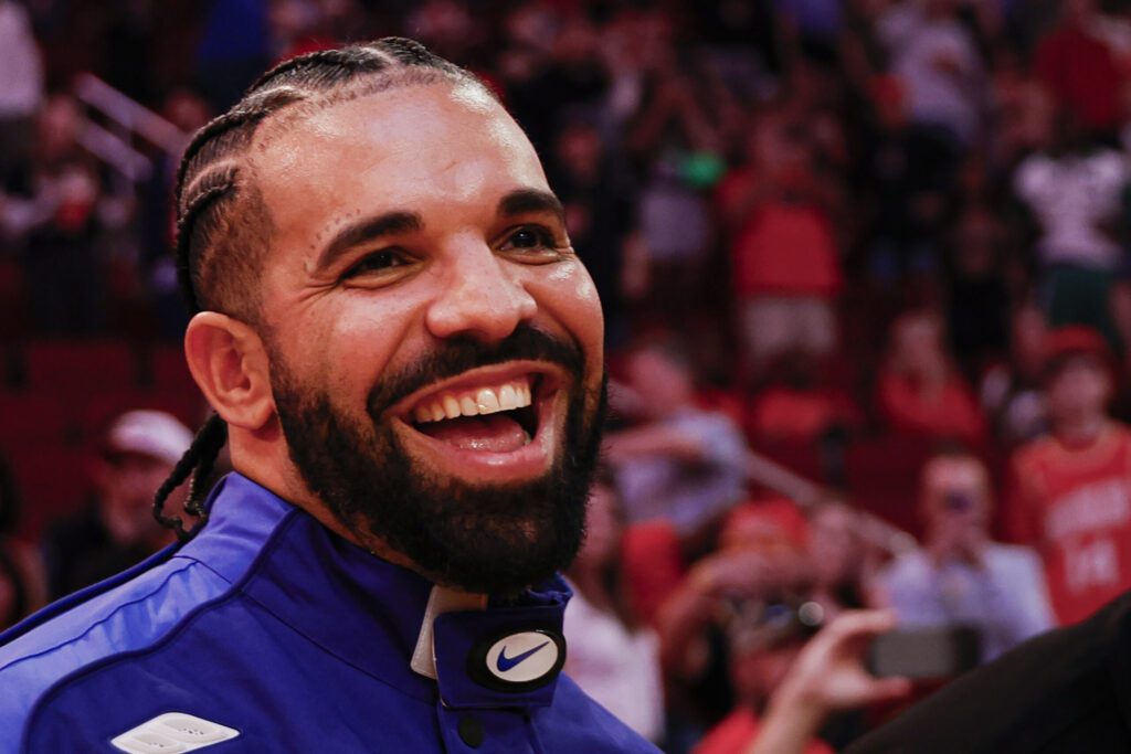 Drake Praises Taylor Swift On New Kendrick Lamar Diss Track Featuring AI Tupac And Snoop Dogg Vocals