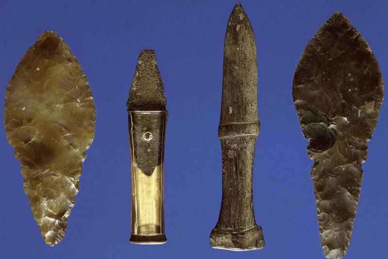 Bronze Age daggers