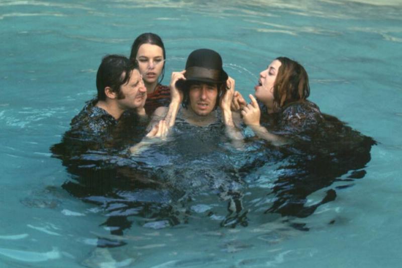 Band in the pool