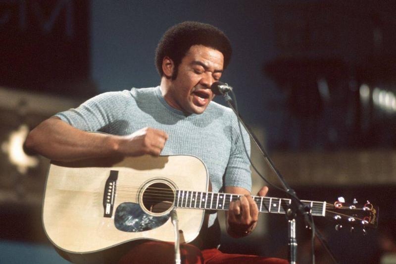 Bill-Withers-Performing-1068508794