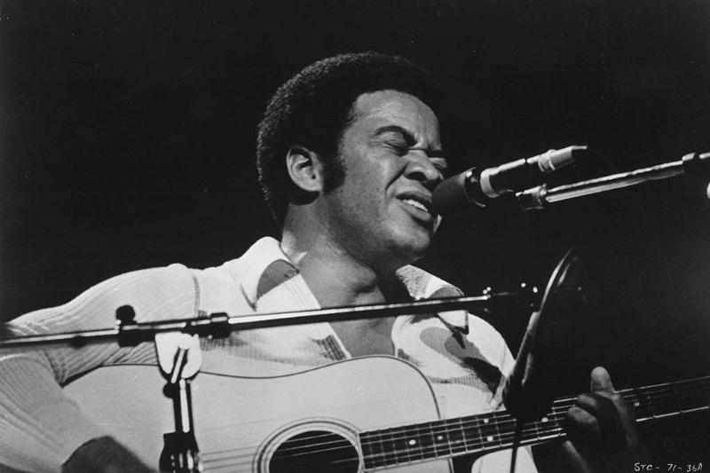 Bill-Withers-Performing-74301237