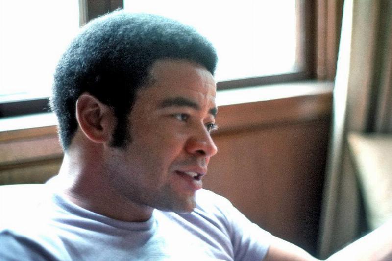 Bill-Withers-Portrait-74002526