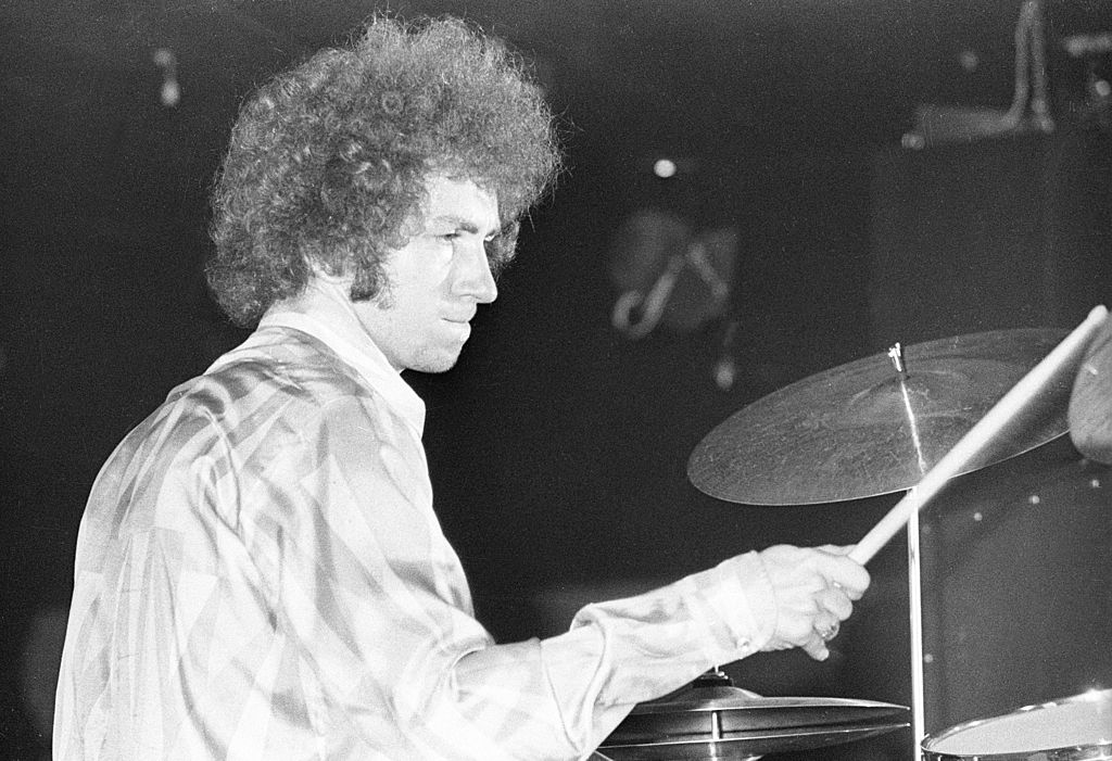 Mitch Mitchell Meshed With Jimi Hendrix Mitch Mitchell Meshed With Jimi Hendrix