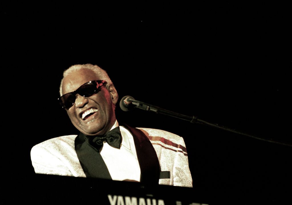 Soul Singer Ray Charles' Country Album Was A Crossover Hit