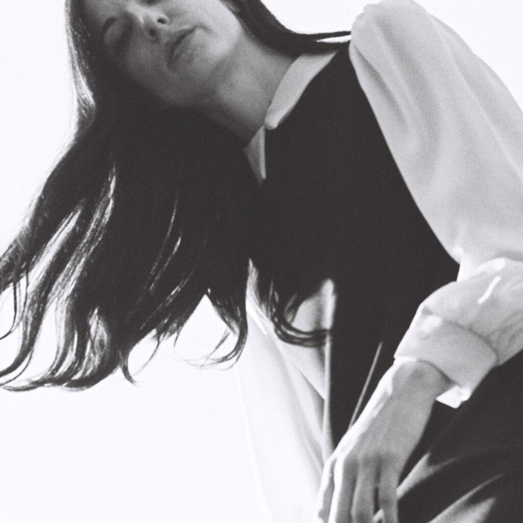 Chelsea Hodson – “Belong To Nobody”