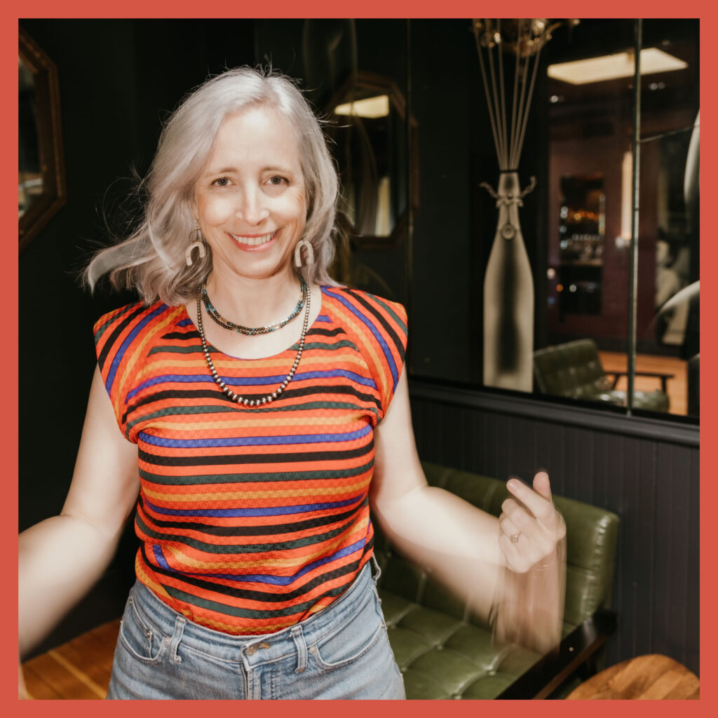 Laura Veirs Announces New Album 'Temple Songs', Shares "Flying Into Darkness"