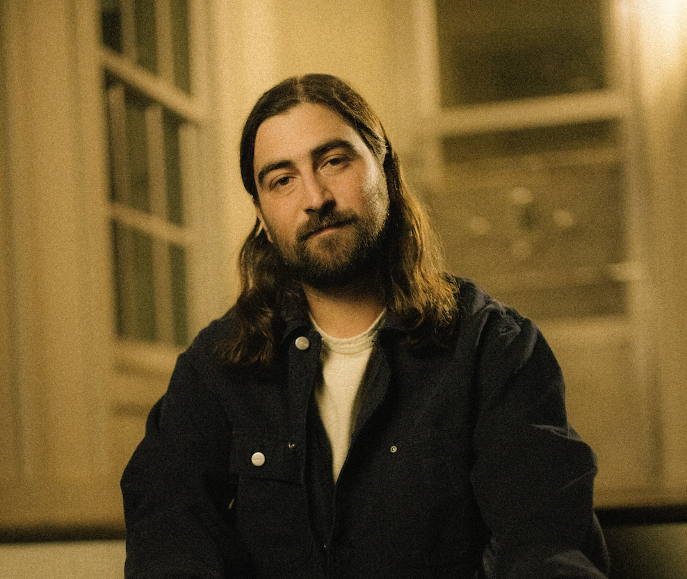 Noah Kahan’s Not-That-Unlikely Everyman Stardom
